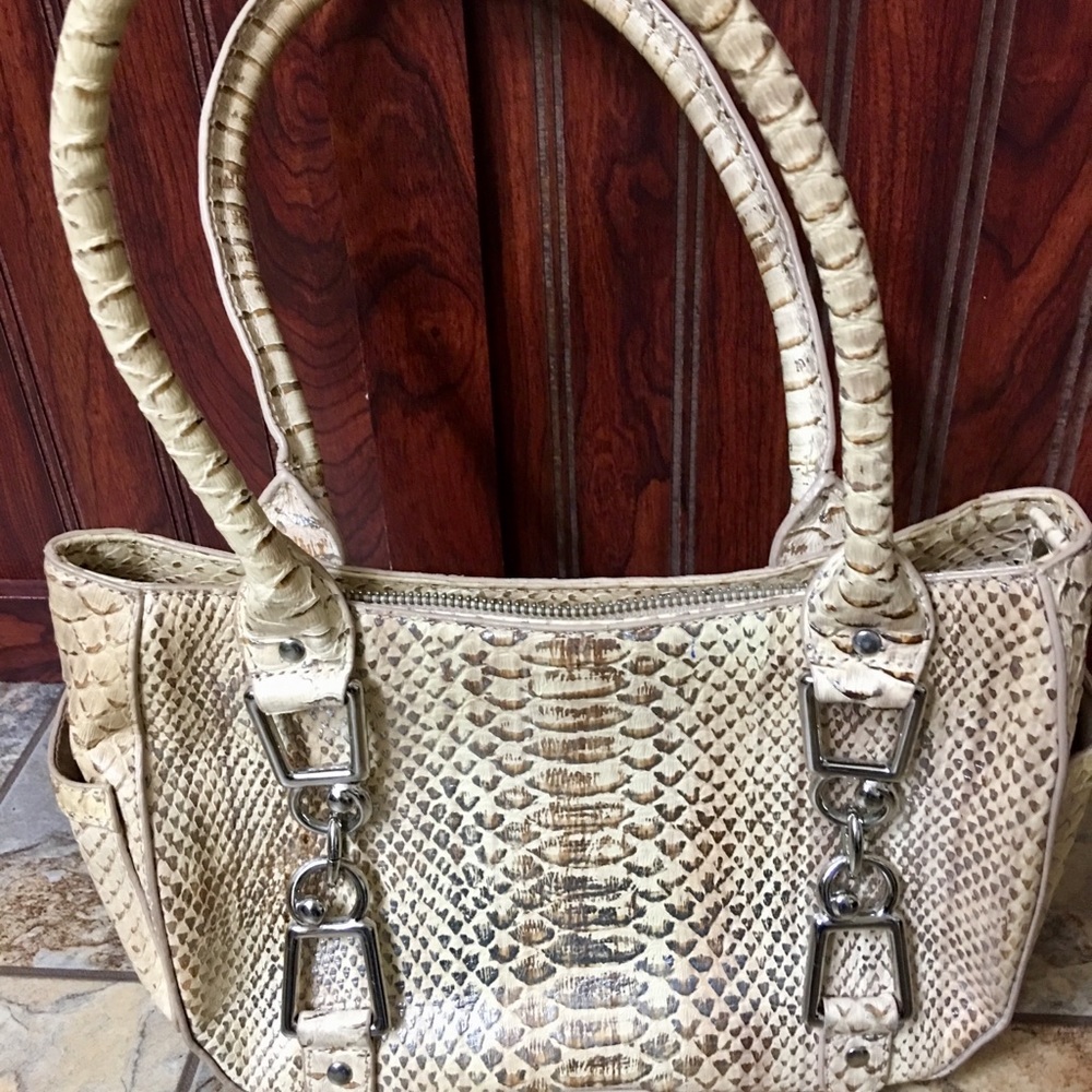 Purse, - Picture 2 of 3